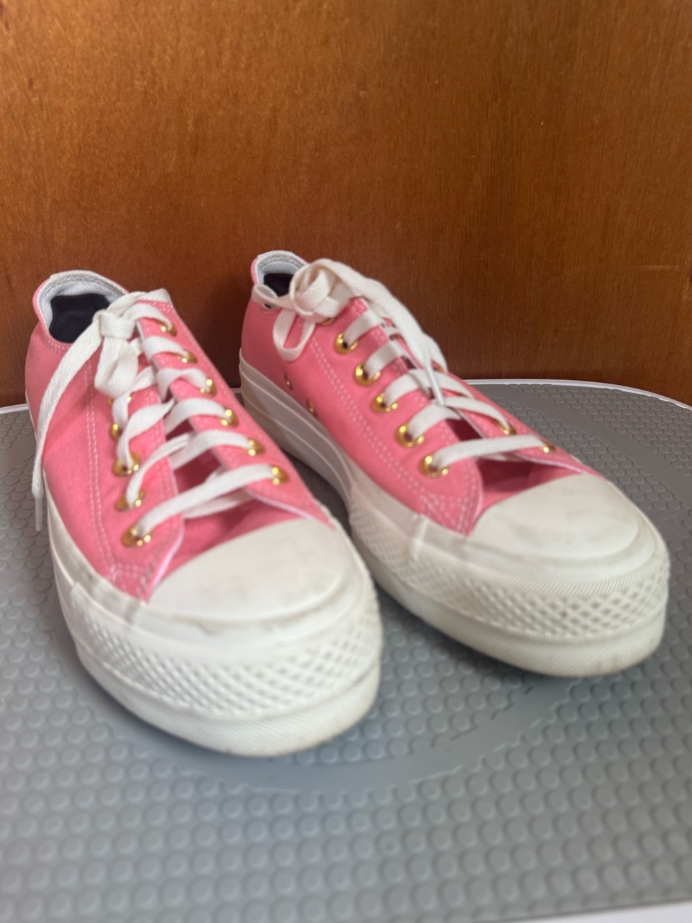 Converse You All-Star Pink Canvas Low-Top Sneakers with White Soles Sz 7.5